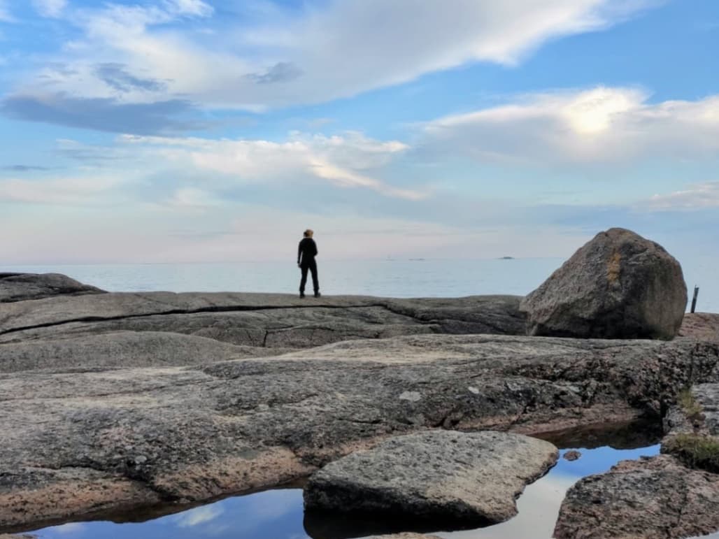 Emerta Palvelut, käytännön apua kotiin, pihaan ja juhliin Porvoossa